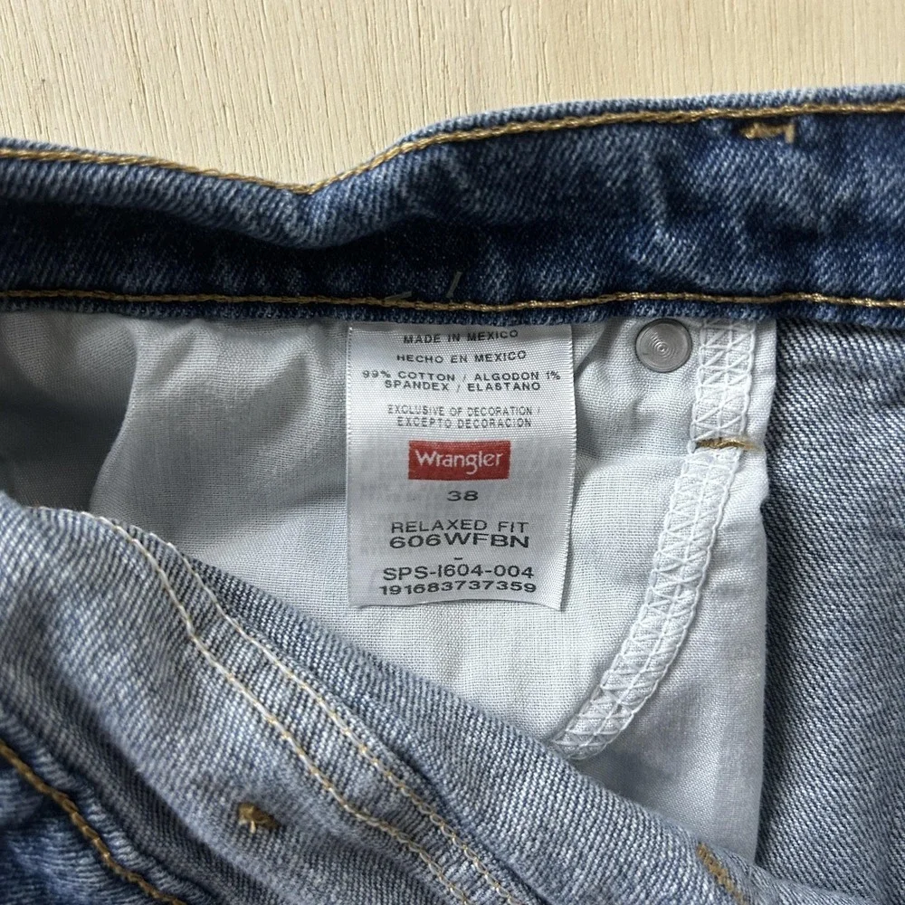 Y2K Wrangler Shorts Mens‎ 38 Blue Denim Relaxed Fit Stretch 9 Inseam Jorts